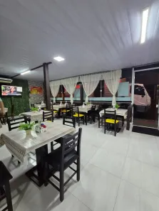 Ponto Comercial à venda, 120m² no Meia Praia, Itapema