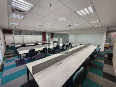 Sala Comercial para alugar, 243m² no Pinheiros, São Paulo