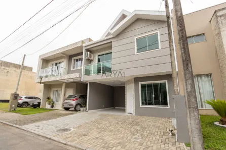Casa de Condomínio com 3 Quartos à venda, 169m² no Pinheirinho, Curitiba