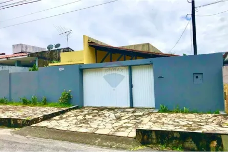 Casa de Condomínio com 3 Quartos para alugar, 200m² no Jardim Petrópolis, Maceió
