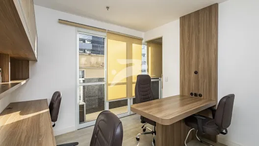 Ponto Comercial para alugar, 33m² no Vila Izabel, Curitiba