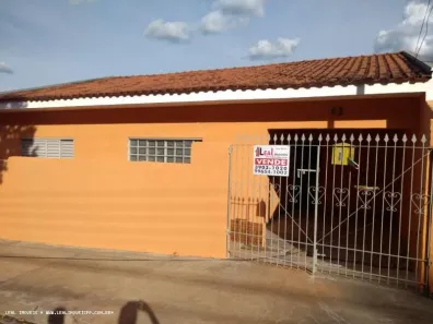 Casa com 2 Quartos à venda, 110m² no Centro, Presidente Prudente