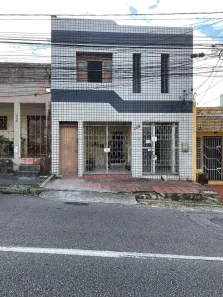 Casa com 2 Quartos para alugar, 120m² no Tirol, Natal