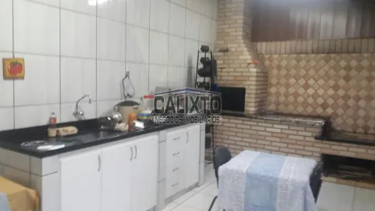 Casa com 3 Quartos à venda, 250m² no Santa Mônica, Uberlândia