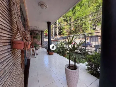 Casa com 3 Quartos à venda, 450m² no Ano Bom, Barra Mansa