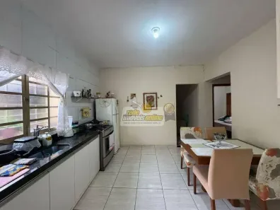 Casa com 2 Quartos à venda, 127m² no Jardim Esplanada, Uberaba