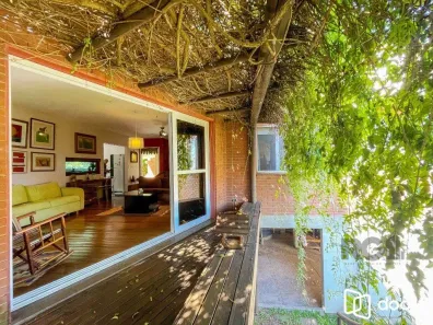 Casa com 3 Quartos à venda, 193m² no Teresópolis, Porto Alegre