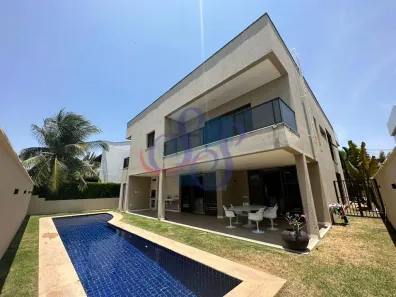 Casa com 4 Quartos à venda, 474m² no Centro, Eusébio