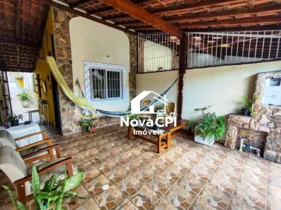 Sobrado com 3 Quartos à venda, 160m² no Maracanã, Praia Grande
