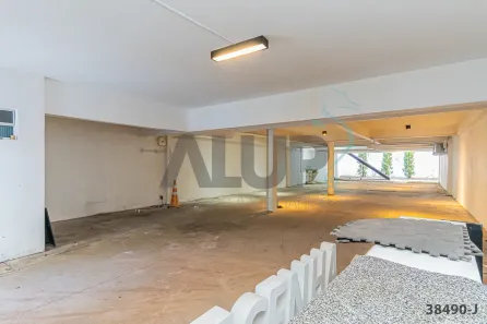 Ponto Comercial para alugar, 256m² no Indianópolis, São Paulo