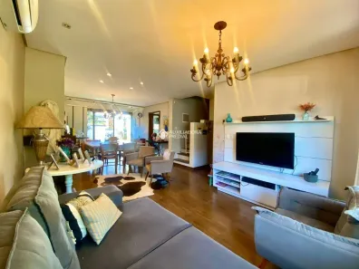 Casa com 3 Quartos à venda, 167m² no Hípica, Porto Alegre