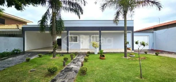 Casa de Condomínio com 3 Quartos para alugar, 600m² no Marambaia, Vinhedo