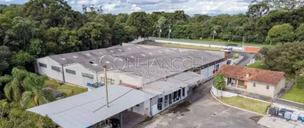 Galpão/Depósito/Armazém à venda, 1600m² no Capivari, Colombo