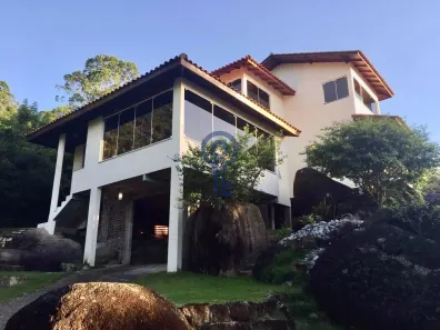 Casa de Condomínio com 3 Quartos para alugar, 165m² no Cacupé, Florianópolis