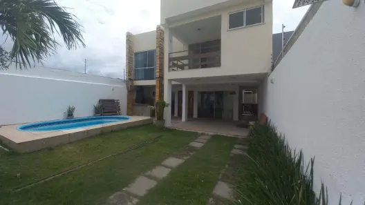 Casa com 4 Quartos para alugar, 250m² no Atalaia, Aracaju