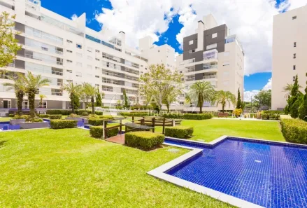 Apartamento com 3 Quartos para alugar, 189m² no Água Verde, Curitiba
