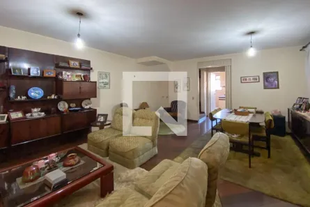 Casa com 3 Quartos à venda, 330m² no Cidade São Francisco, São Paulo