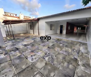 Casa com 3 Quartos à venda, 300m² no Boa Vista-Castelão, Fortaleza