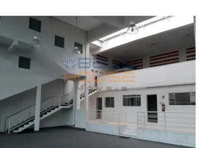 Galpão/Depósito/Armazém com 2 Quartos para alugar, 647m² no Vila Metalúrgica, Santo André