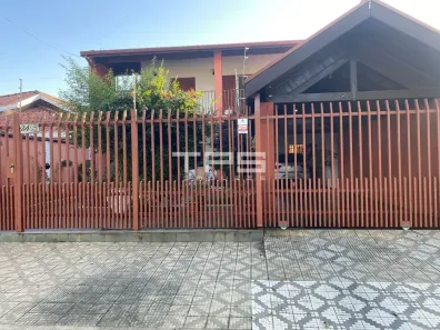 Casa com 4 Quartos à venda, 349m² no Parque Santo Antônio, Taubaté