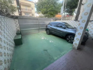 Casa com 5 Quartos à venda, 215m² no Ramos, Rio de Janeiro