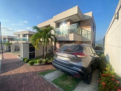 Casa de Condomínio com 3 Quartos à venda, 100m² no Campo Grande, Rio de Janeiro