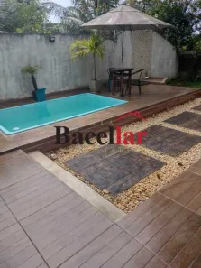 Casa com 4 Quartos à venda, 150m² no Santa Cruz, Rio de Janeiro