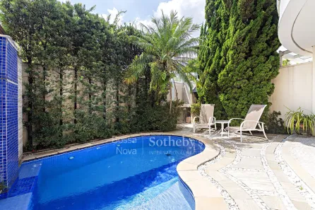 Casa de Condomínio com 4 Quartos para alugar, 382m² no Jardim Panorama, São Paulo