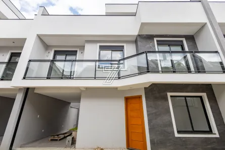 Casa de Condomínio com 3 Quartos à venda, 138m² no Santa Felicidade, Curitiba