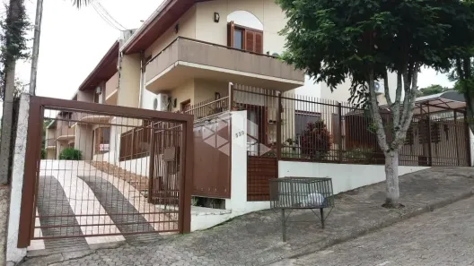 Casa com 3 Quartos à venda, 111m² no Santo Inácio, Santa Cruz do Sul
