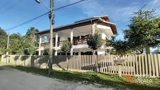 Sobrado com 5 Quartos à venda, 121m² no Centro, Itapoá