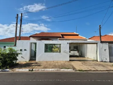 Casa com 3 Quartos à venda, 130m² no Jardim das Tulipas, Holambra