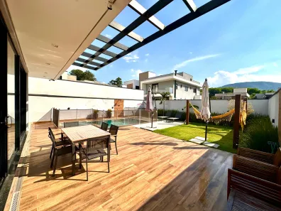 Casa de Condomínio com 4 Quartos à venda, 265m² no Jardim Novo Mundo, Jundiaí