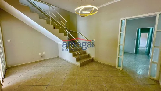 Casa com 3 Quartos à venda, 140m² no Jardim Califórnia, Jacareí
