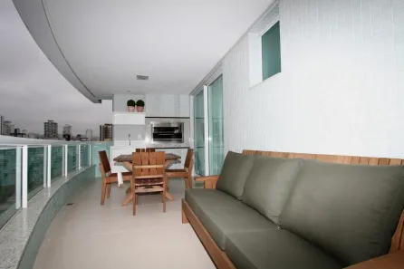 Apartamento com 3 Quartos à venda, 217m² no Centro, Balneário Camboriú