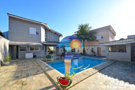Sobrado com 3 Quartos à venda, 500m² no Centro, Peruíbe