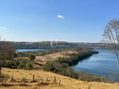 Lote/Terreno à venda, 2000m² no Segismundo Pereira, Uberlândia