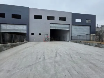 Prédio Comercial para alugar, 550m² no Taboão, São Bernardo do Campo
