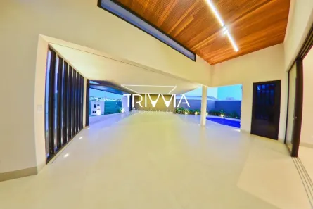 Casa de Condomínio com 3 Quartos à venda, 230m² no Laranjeiras, Uberlândia