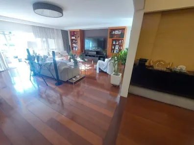 Apartamento com 4 Quartos à venda, 208m² no Valparaíso, Petrópolis