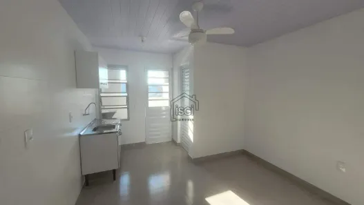 Kitnet com 1 Quarto para alugar, 20m² no Capoeiras, Florianópolis