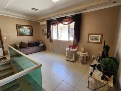 Casa com 3 Quartos à venda, 102m² no Vila Voturua, São Vicente