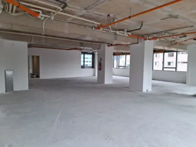 Ponto Comercial para alugar, 239m² no Pinheiros, São Paulo