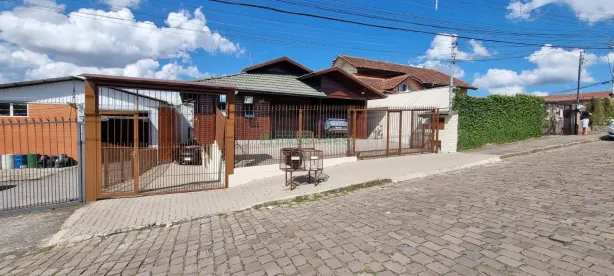 Casa com 4 Quartos à venda, 193m² no Desvio Rizzo, Caxias do Sul