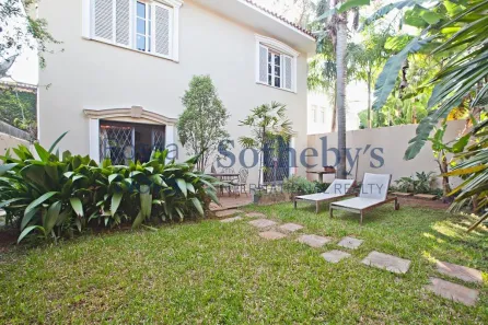 Casa com 5 Quartos à venda, 450m² no Jardim Paulista, São Paulo