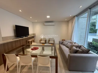 Casa de Condomínio com 3 Quartos para alugar, 160m² no Jurerê, Florianópolis