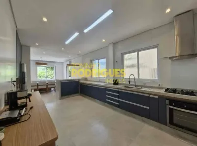Apartamento com 5 Quartos à venda, 210m² no Pitangueiras, Guarujá