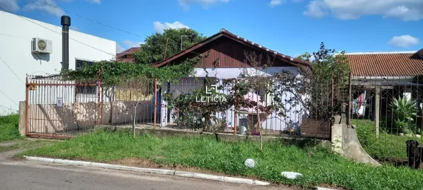 Casa com 5 Quartos à venda, 175m² no Camobi, Santa Maria