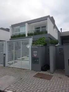 Casa com 3 Quartos à venda, 145m² no Campeche, Florianópolis