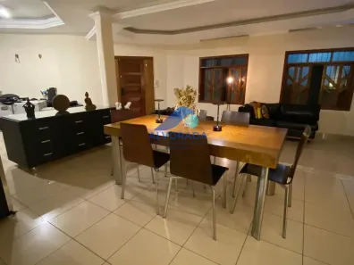 Sobrado com 3 Quartos à venda, 310m² no Jardim Alvorada, São José dos Campos